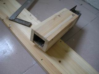 内里有角铁，够结实