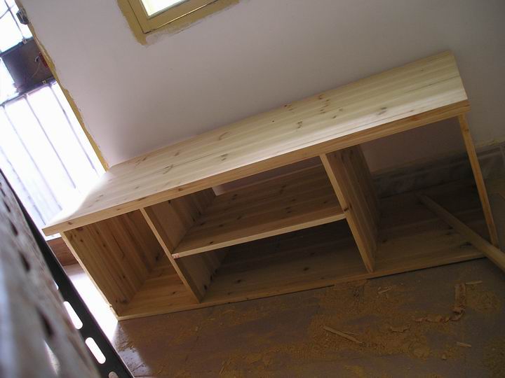 将要做好的电视柜