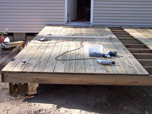 buillding deck 108.jpg