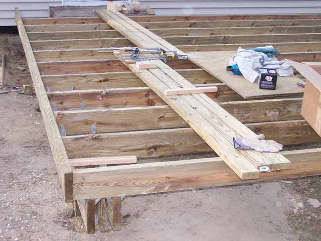 buillding deck 81.jpg