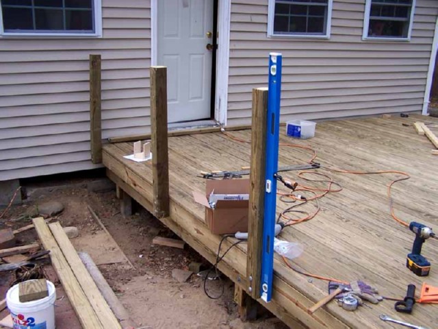 buillding deck 164.JPG