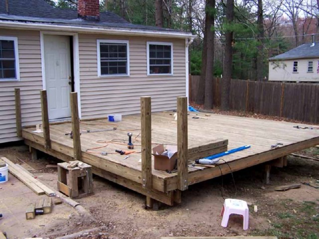 buillding deck 166.JPG