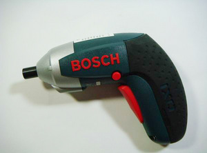 BOSCH 鋰電池 充電起子機 3.6伏充电5小时，锣丝最大5mm,每分钟180转，1850元新台币.jpg