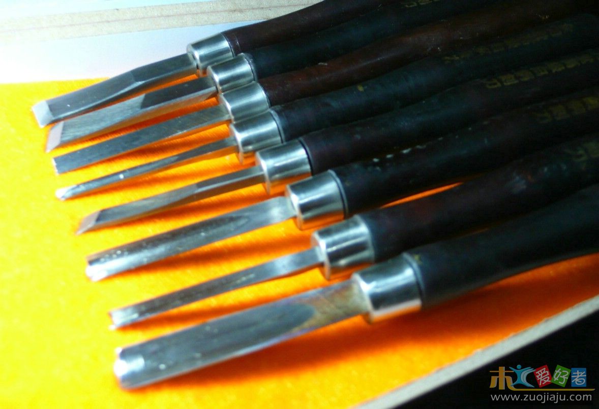 toolshow金刀堂中号雕刻刀.jpg