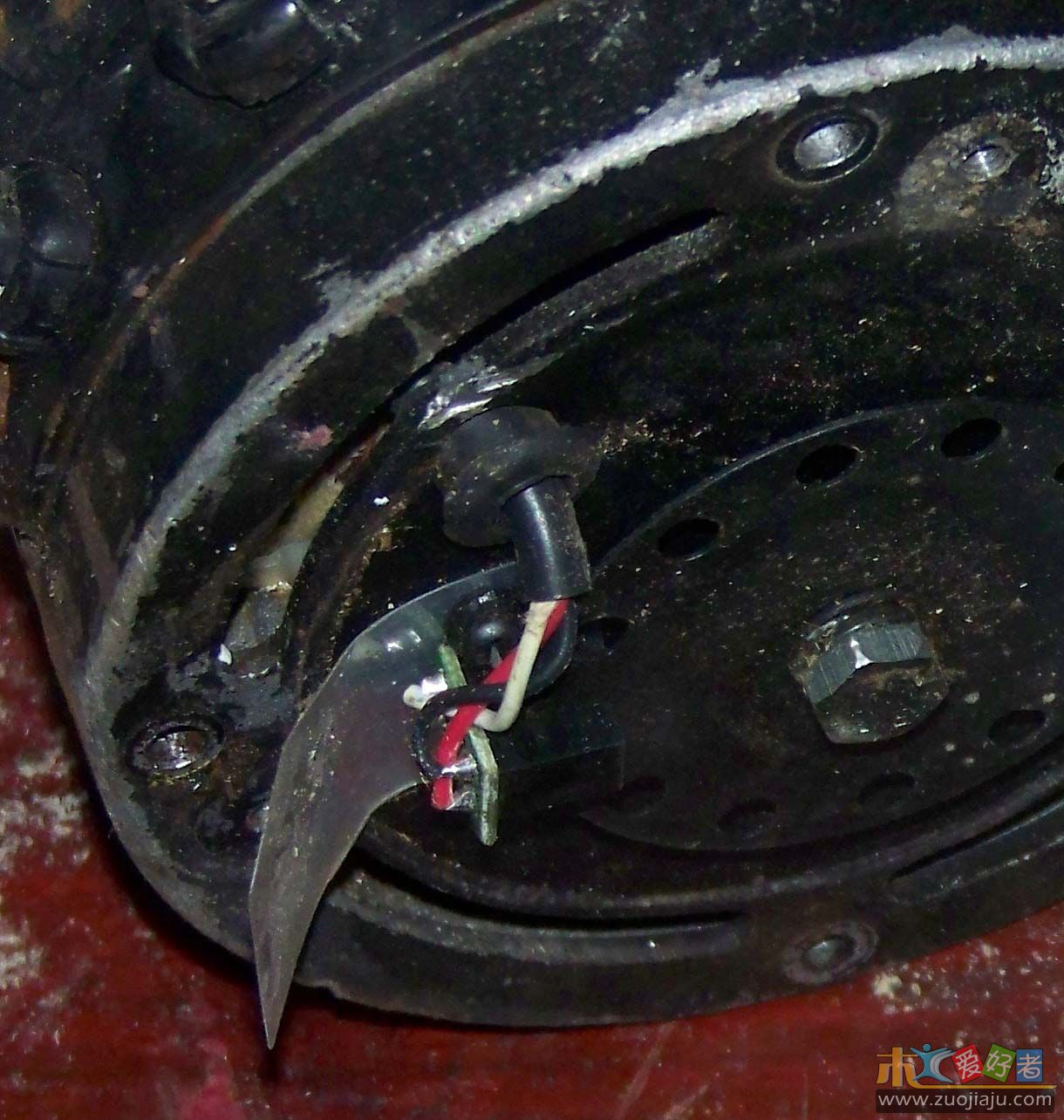 20090517拆解拉花锯电机－速度传感器2284.JPG