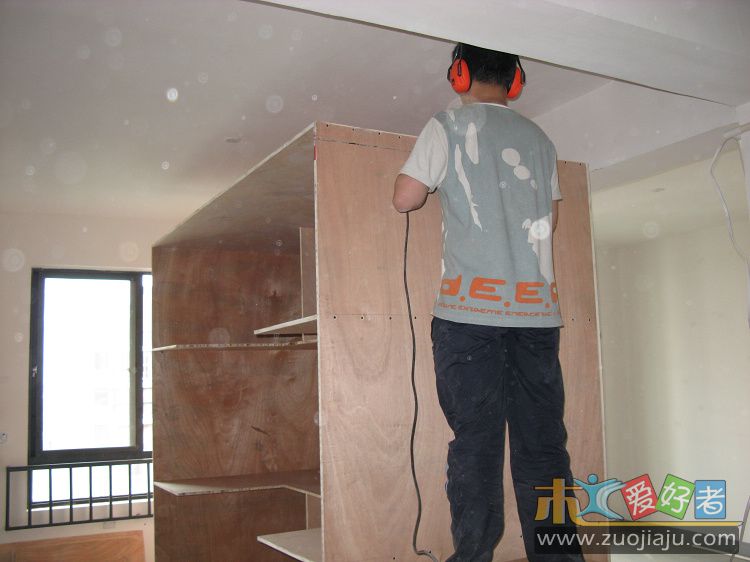 这个是我，把多余的部分锯掉，好郁闷啊。