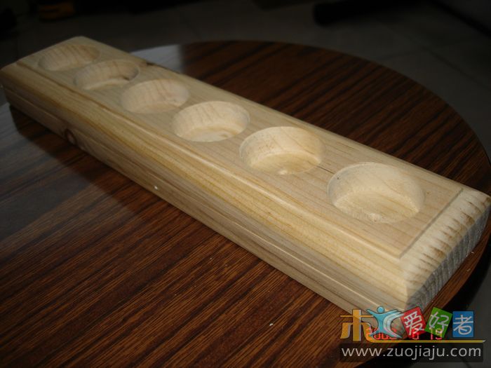 用用开孔器,跟修边刀