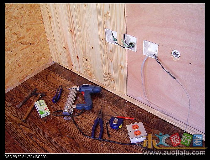 木屋工作间205.jpg