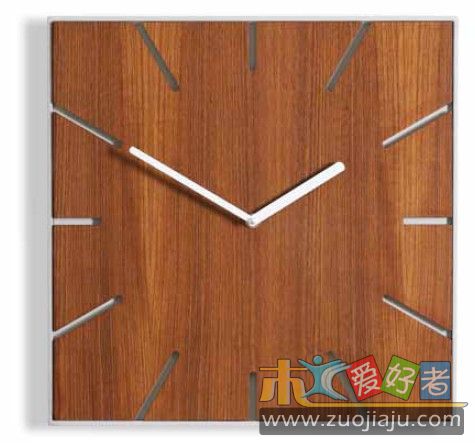 board_clock.jpg