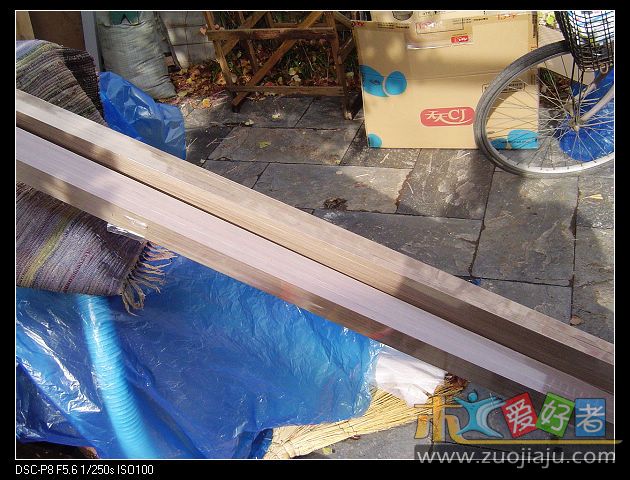 木屋工作间740.jpg