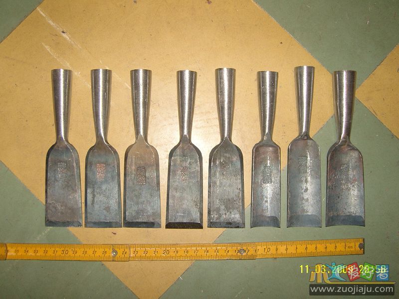 一寸半（38mm）模型平铲5把，圆铲30、35、40mm各一把