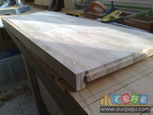 20100214363.jpg