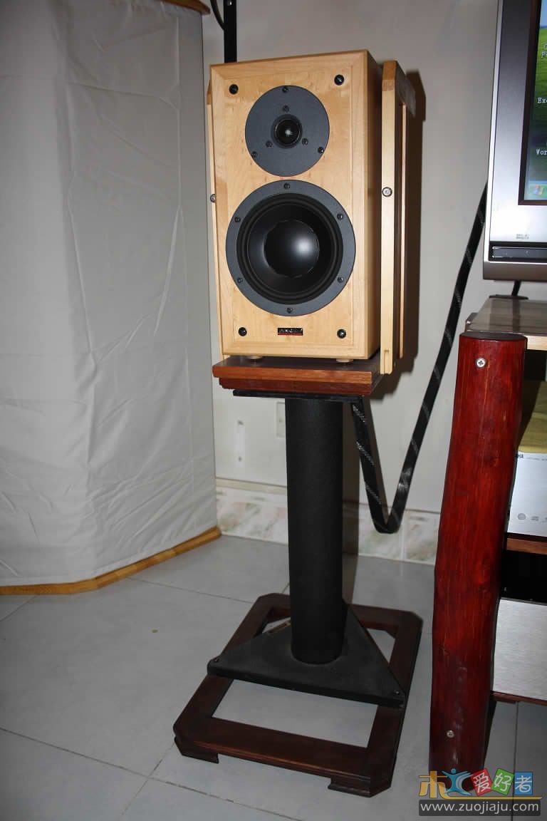 音响脚架 框是悬空的_5529.jpeg