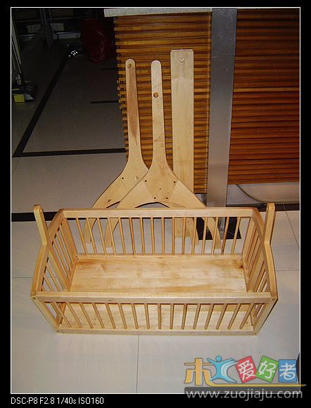 婴儿床制作过程0309.jpg