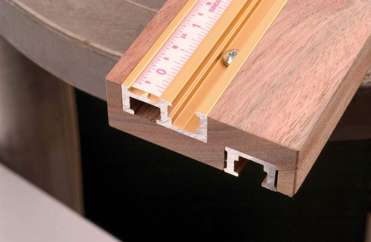y2158.jpg
